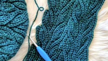 Crochet Leaves Pattern for Hat or Sweater