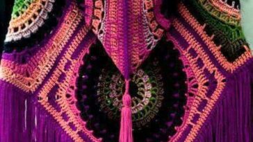 Amazing Crochet Hooded Poncho
