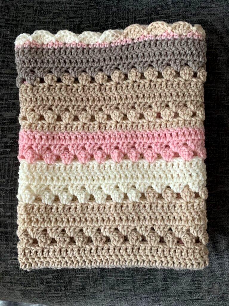 Crochet stripes blanket